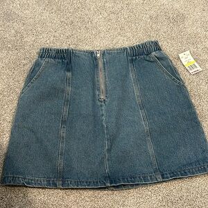 Le Lis, size medium, Jean skirt